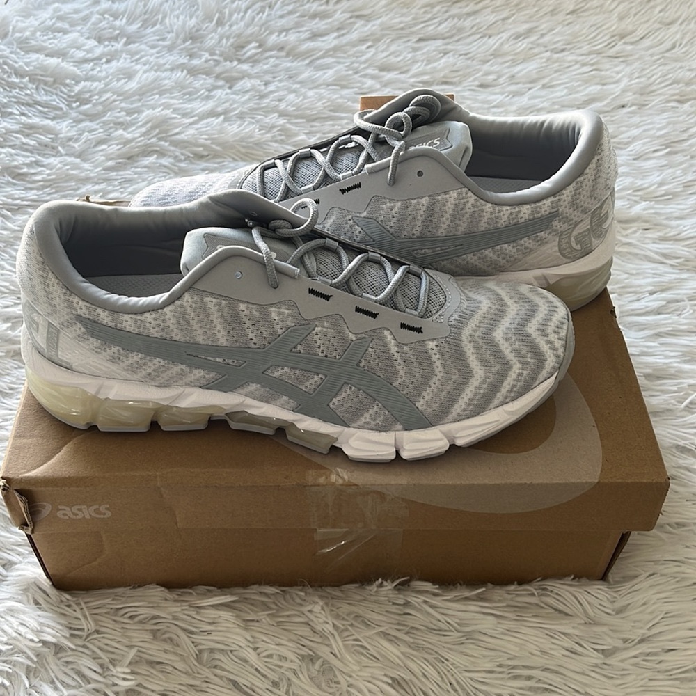 NEW ASICS GEL-QUANTUM 180 5 WOMEN’S SNEAKERS IN PIEDMONT GREY SIZE 10